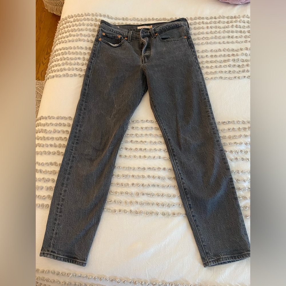 Levi’s Wedgie Grey jeans Size 28